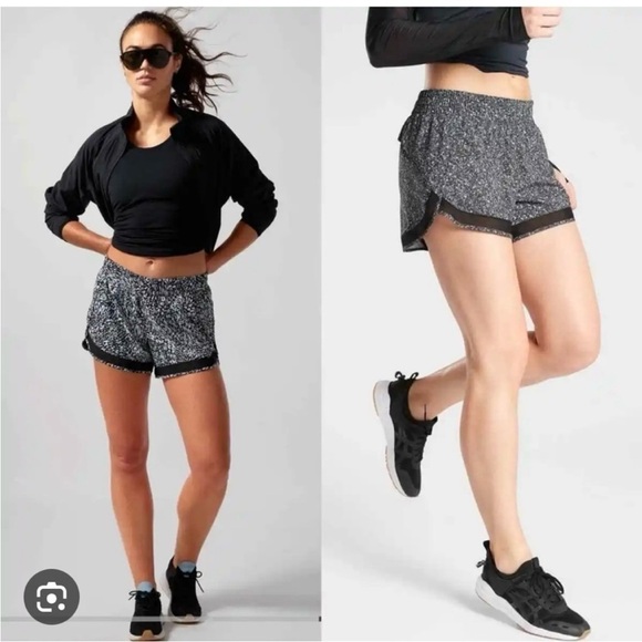 Athleta Printed Mesh Racer Run Short 4" Black and Gray Size Small - Picture 1 of 11